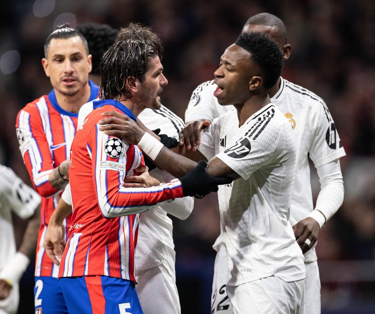 低触球次数 低触球次数